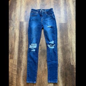 Levi’s 721 High Rise Skinny